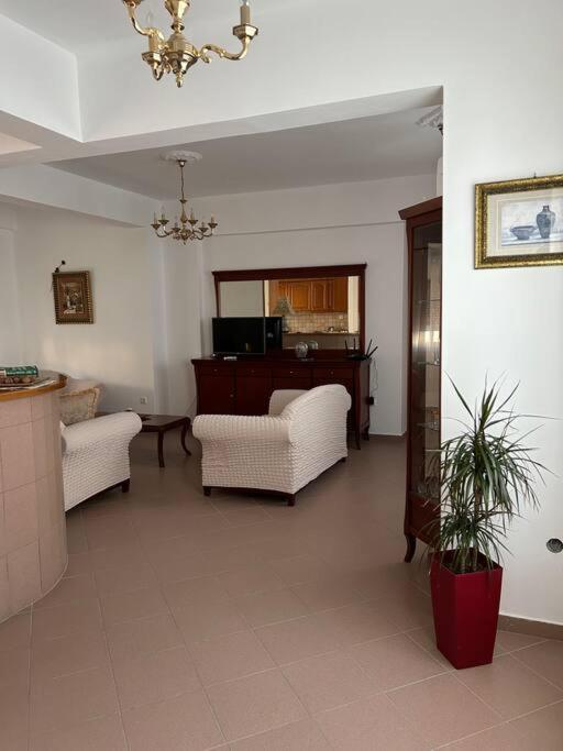 Fotini'S Apartment Naxos City Eksteriør billede